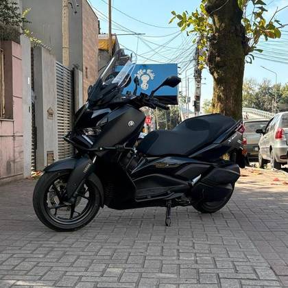 YAMAHA XMAX 250 CONNECTED ABS YAMAHA XMAX 250 CONNECTED ABS